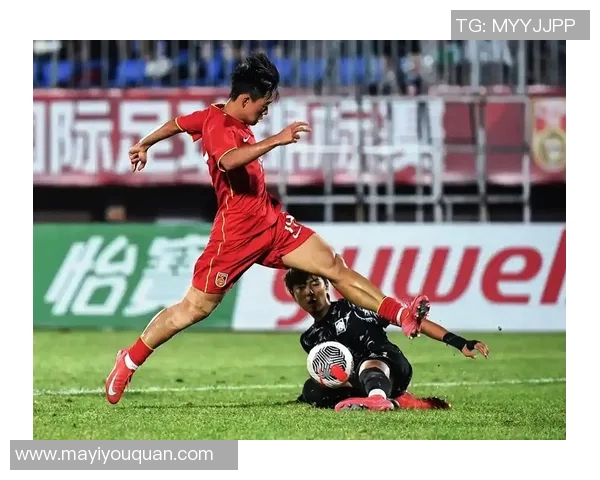 中国足球帅气球星风采展现引领足球潮流热潮 中国足球帅气球星风采展现引领足球潮流热潮