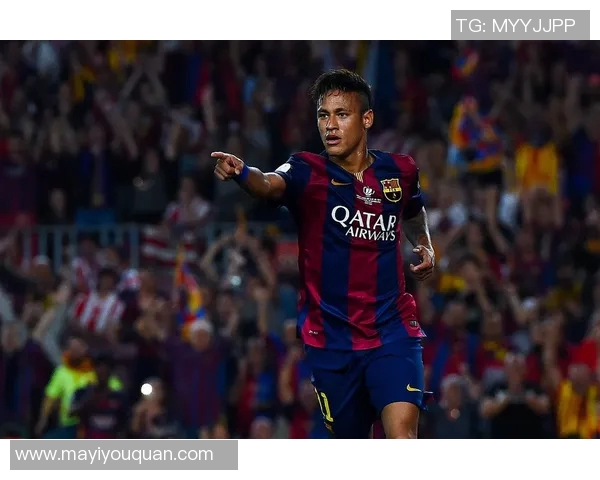 足球场十大球星高清图片展现足坛传奇人物的风采与技艺